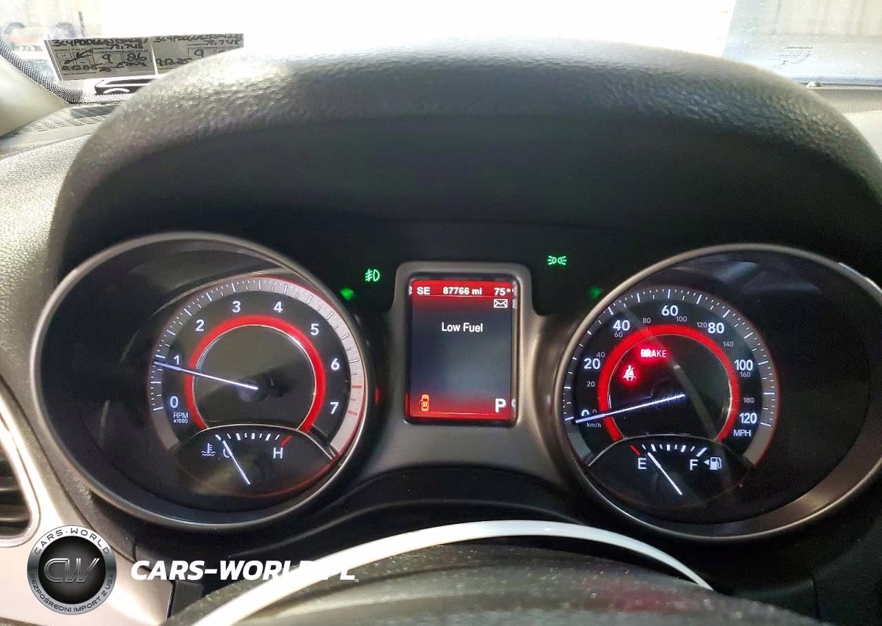 2018 Dodge Journey Crossroad VIN:3C4PDDGG8JT504281 - 9