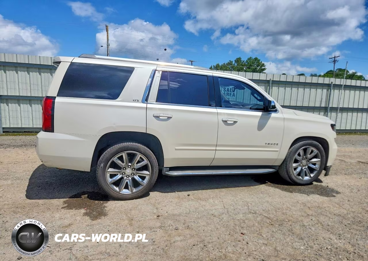 2015 Chevrolet Tahoe VIN:1GNSCCKC9FR277914 - 3