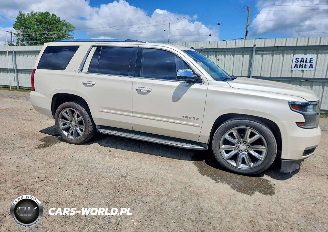 2015 Chevrolet Tahoe VIN:1GNSCCKC9FR277914 - 4