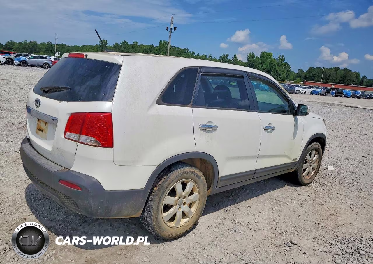 2012 Kia Sorento Lx VIN:5XYKTCA66CG305862 - 3