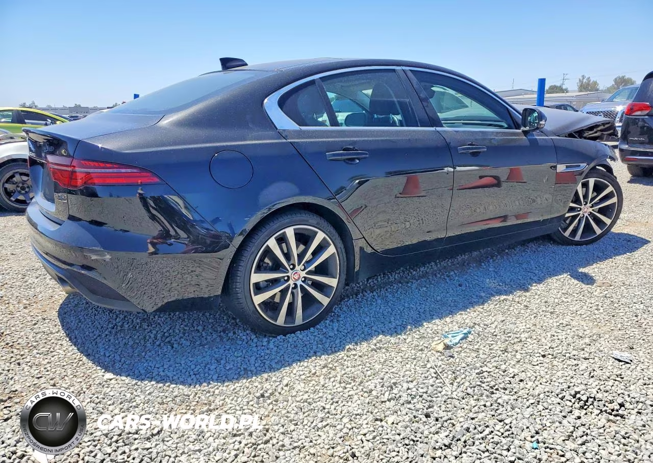 2020 Jaguar Xe S VIN:SAJAE4FX1LCP56703 - 3