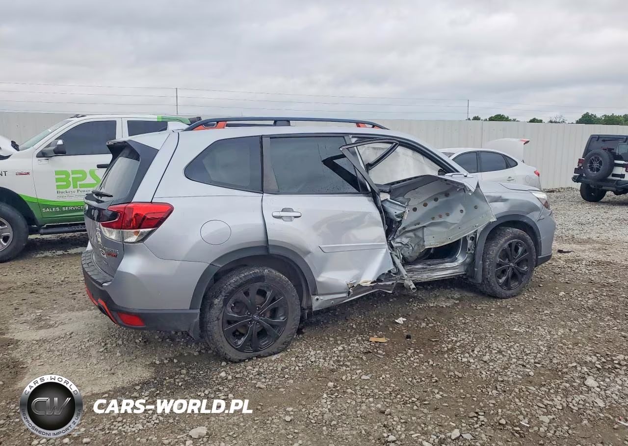 2020 Subaru Forester Sport VIN:JF2SKAMC7LH453374 - 3