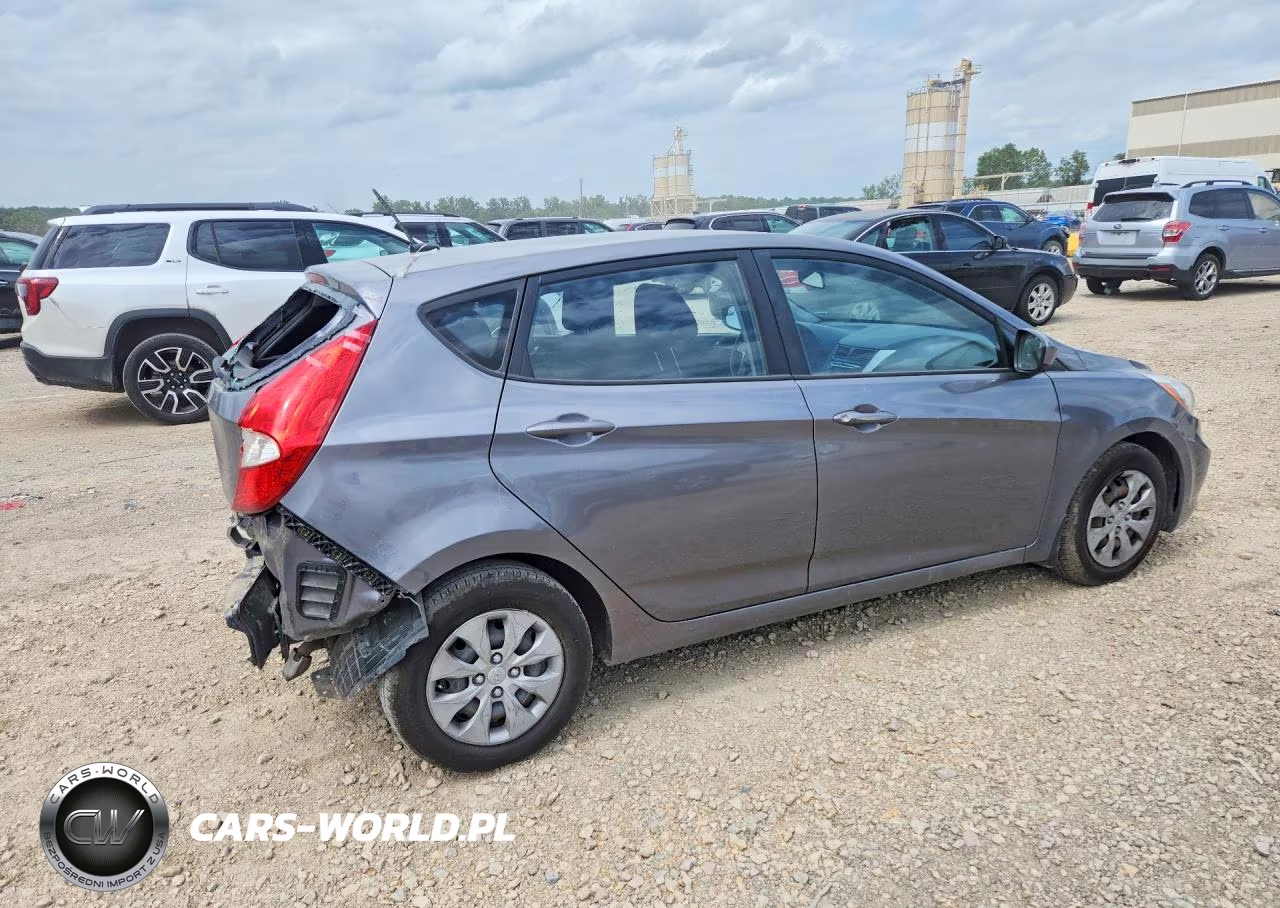 2015 Hyundai Accent Gs VIN:KMHCT5AE6FU233518 - 3