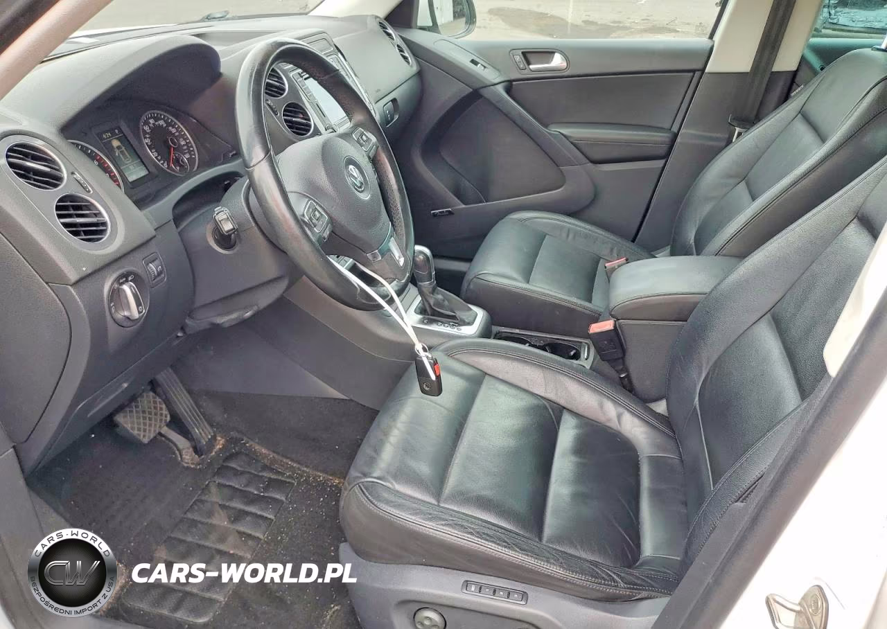 2016 Volkswagen Tiguan S VIN:WVGAV7AX1GW610972 - 7