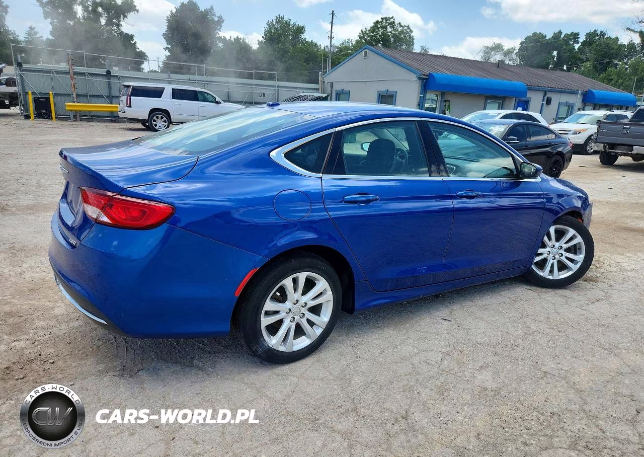 2015 Chrysler 200 Limited VIN:1C3CCCABXFN623955 - 3