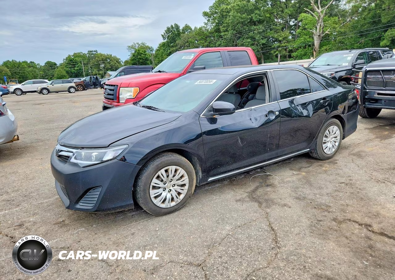 2013 Toyota Camry Le