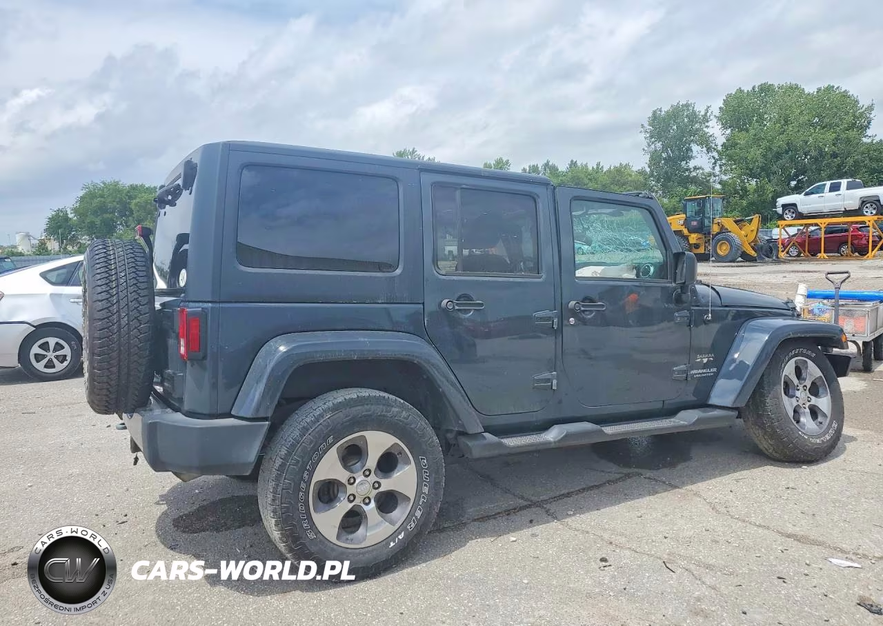 2017 Jeep Wrangler Unlimited Sahara VIN:1C4BJWEG1HL532589 - 3