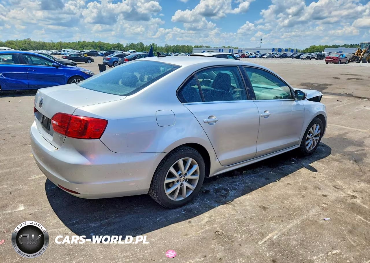 2014 Volkswagen Jetta Se VIN:3VWD17AJ2EM215427 - 3