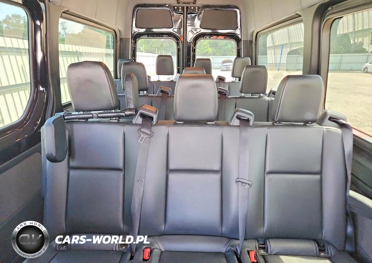 2019 Mercedes-Benz Sprinter 2500 VIN:W1Z4EFHY7KP204151 - 10