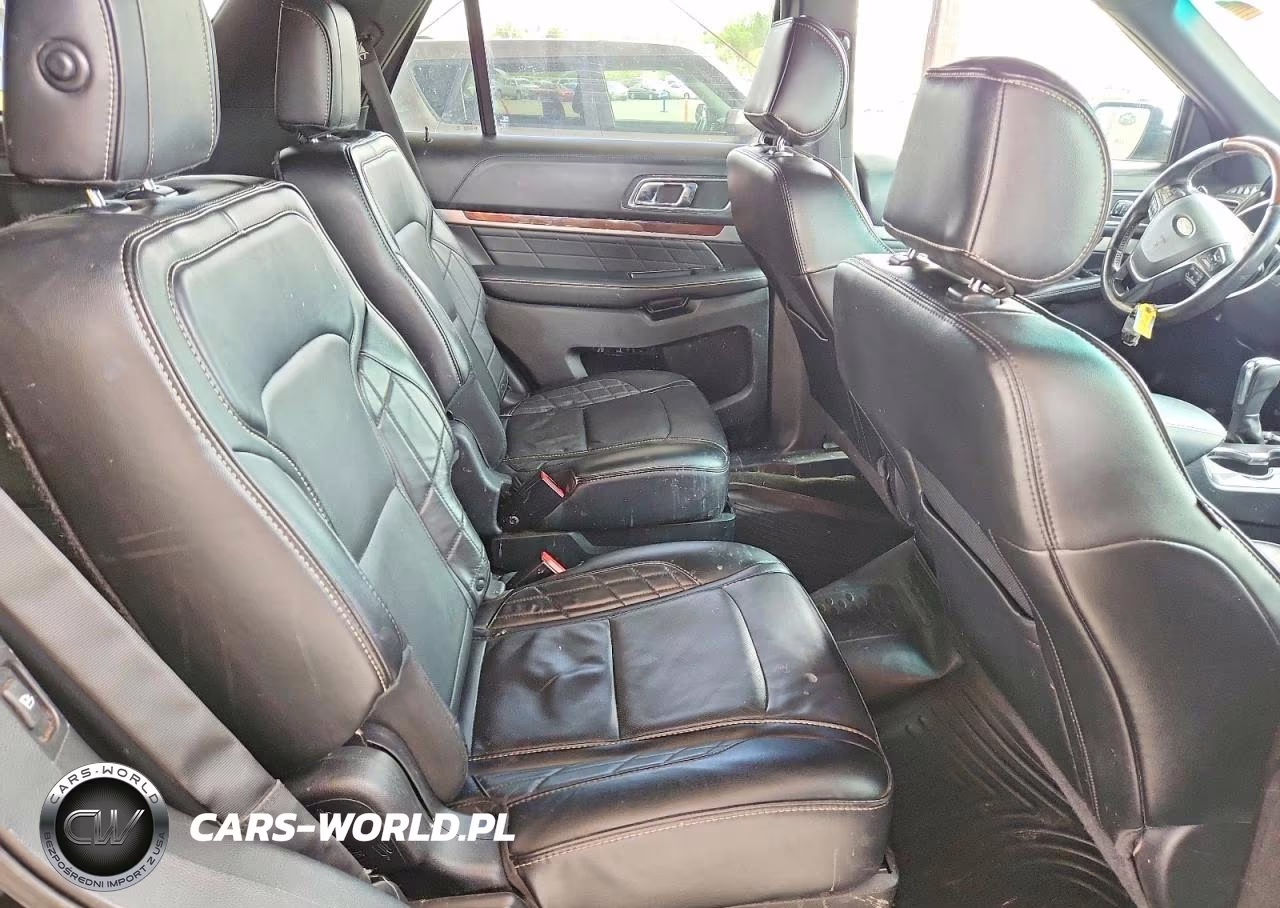 2016 Ford Explorer Platinum VIN:1FM5K8HT0GGD28125 - 11