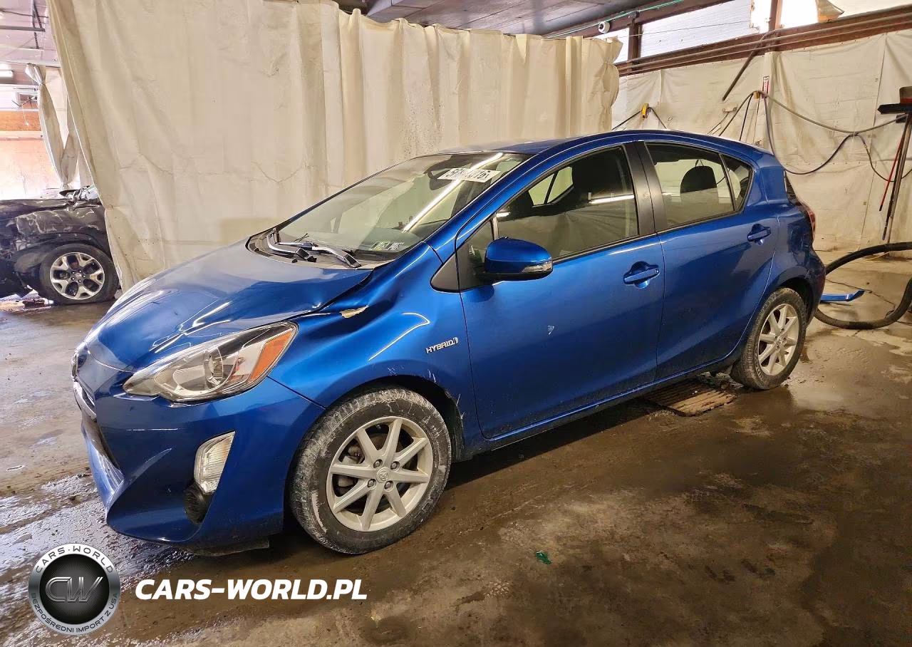 2015 Toyota Prius C Three