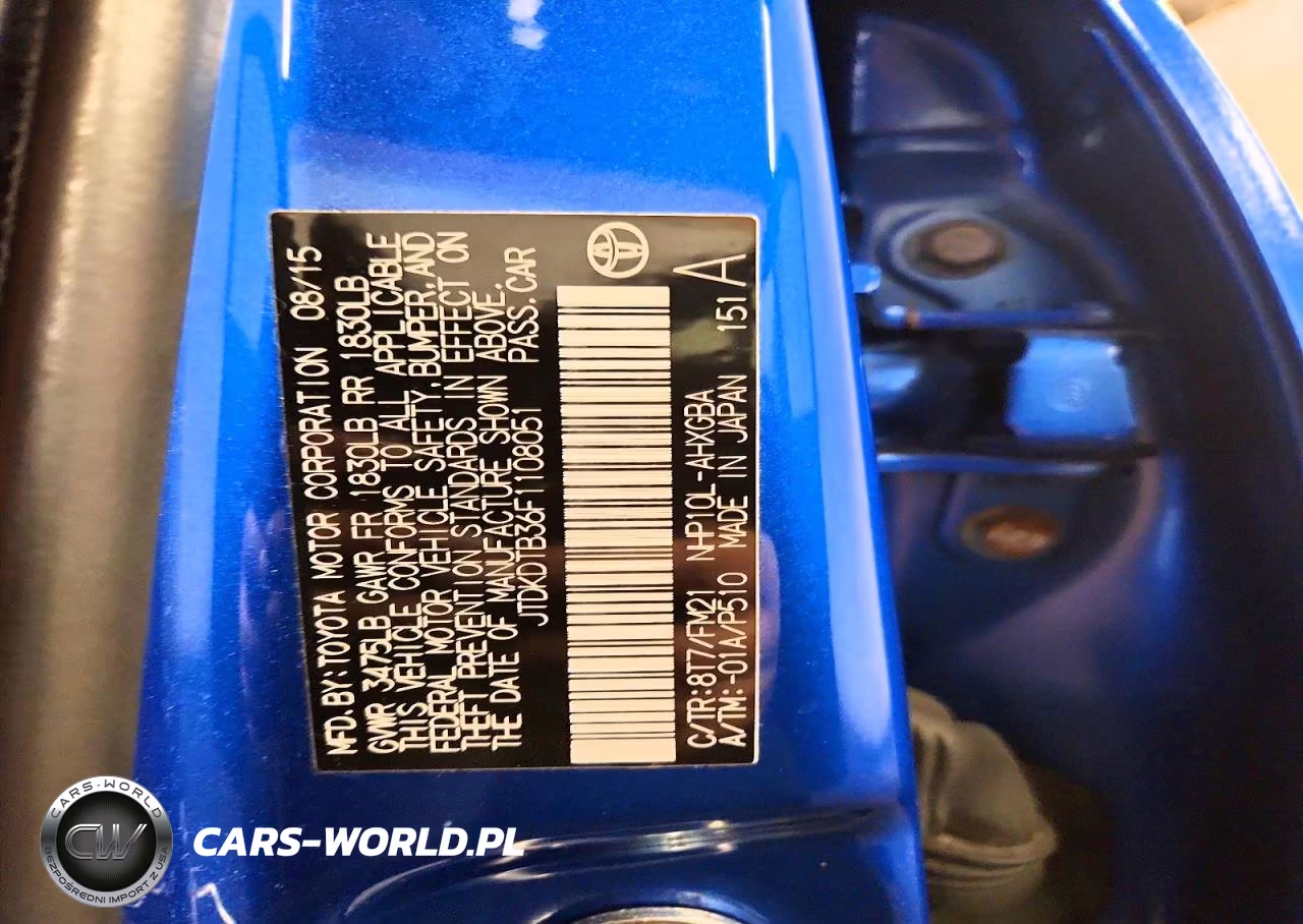 2015 Toyota Prius C Three VIN:JTDKDTB36F1108051 - 12