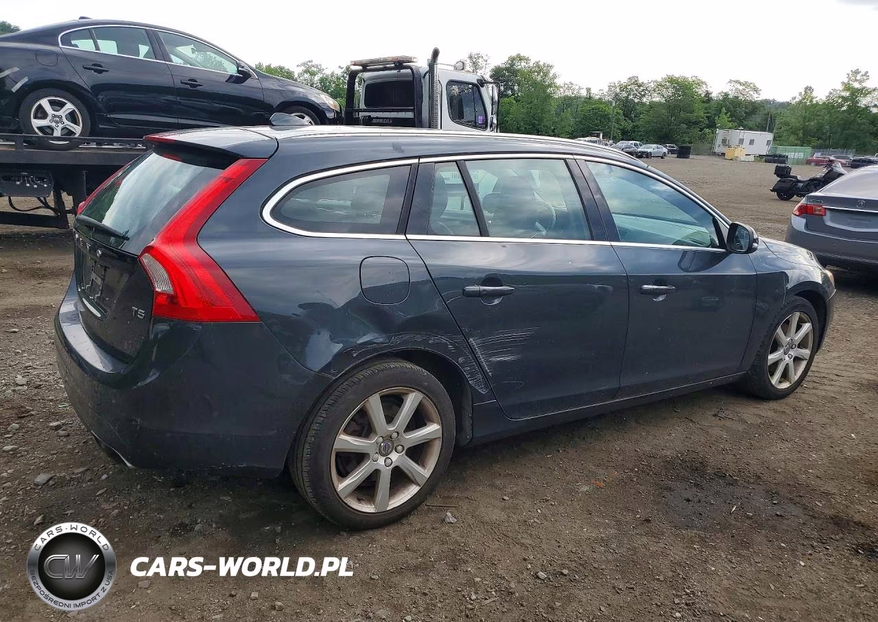 2016 Volvo V60 T5 Premier VIN:YV140MEK4G1307267 - 3