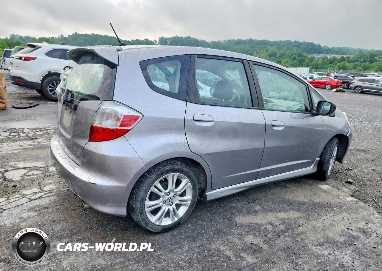 2009 Honda Fit Sport VIN:JHMGE88409S012171 - 3