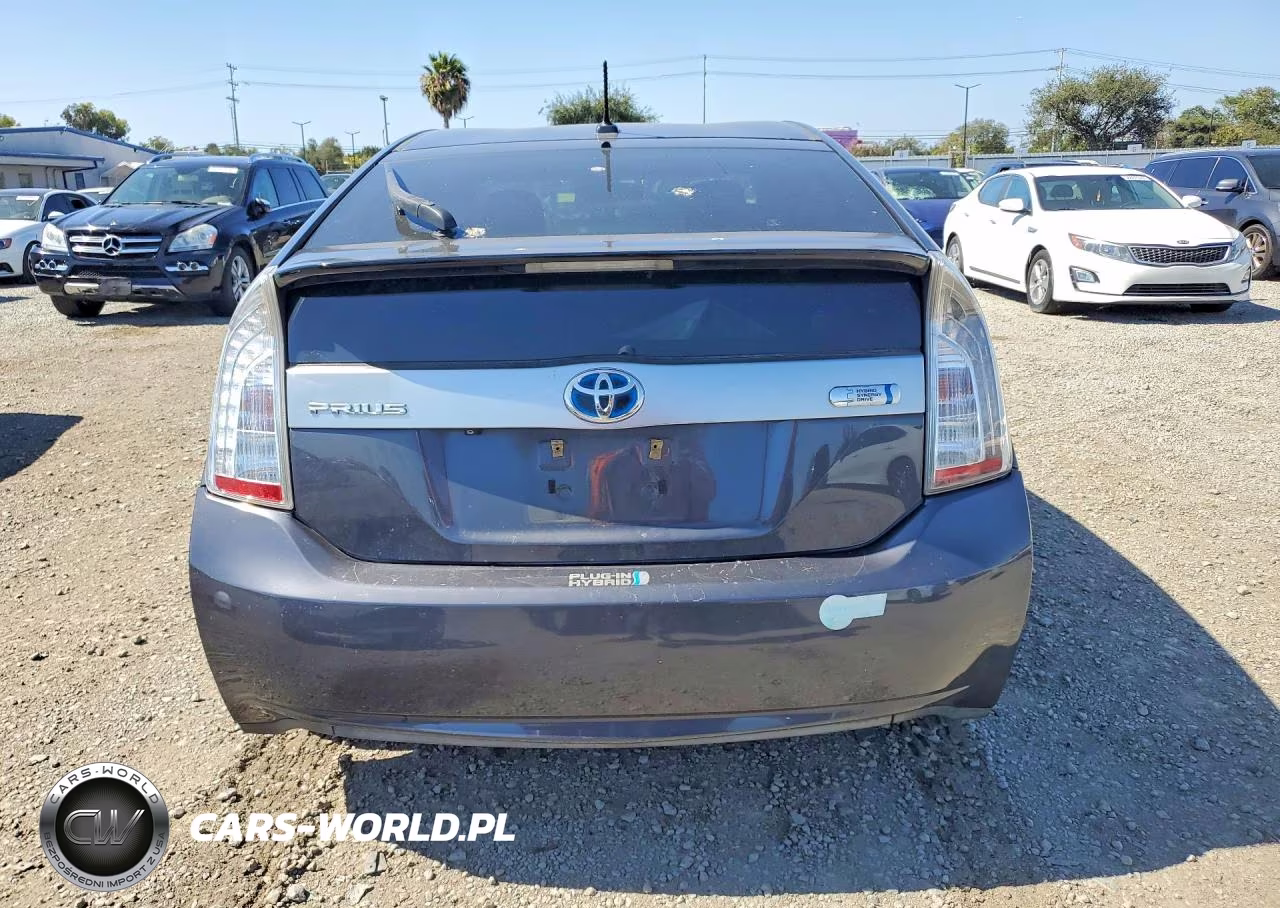 2015 Toyota Prius Plug-In Hybrid Base VIN:JTDKN3DPXF3071362 - 6