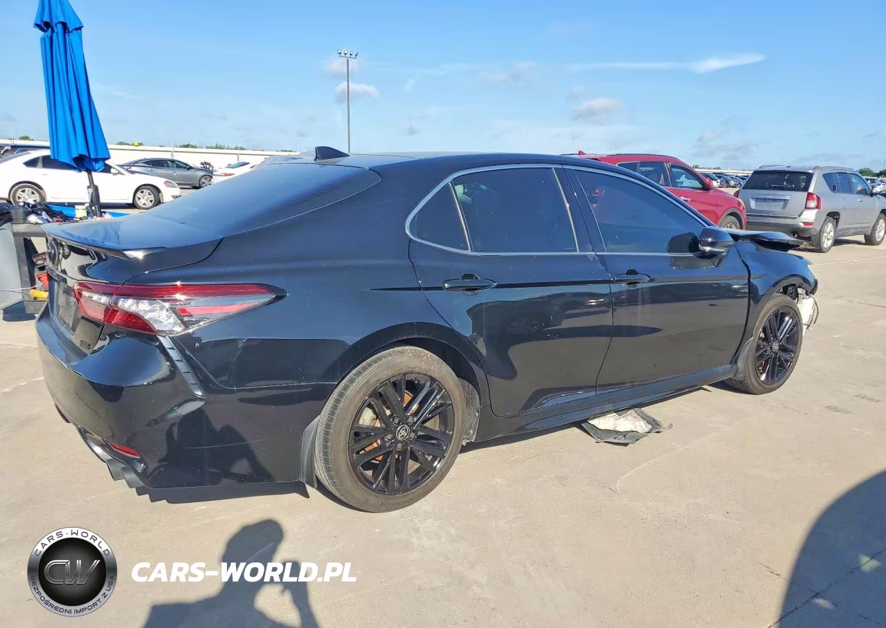 2021 Toyota Camry VIN:4T1K61AK2MU530459 - 3