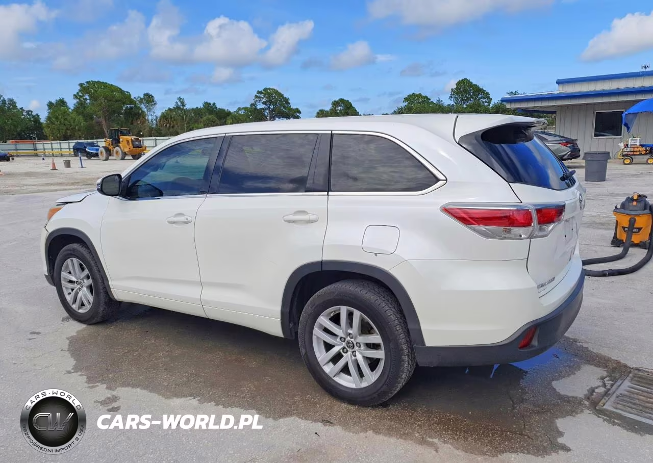 2016 Toyota Highlander Le VIN:5TDZARFH5GS019494 - 2