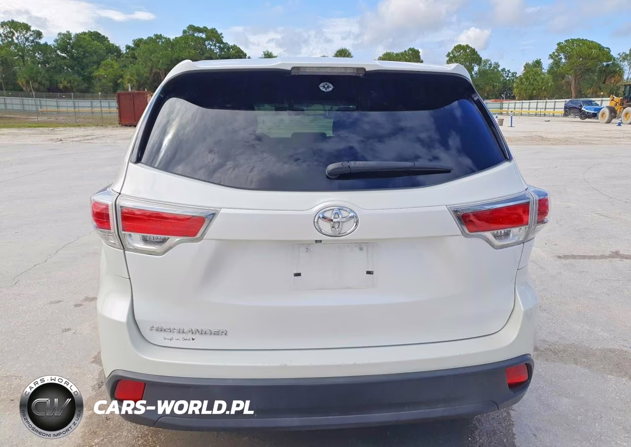 2016 Toyota Highlander Le VIN:5TDZARFH5GS019494 - 6