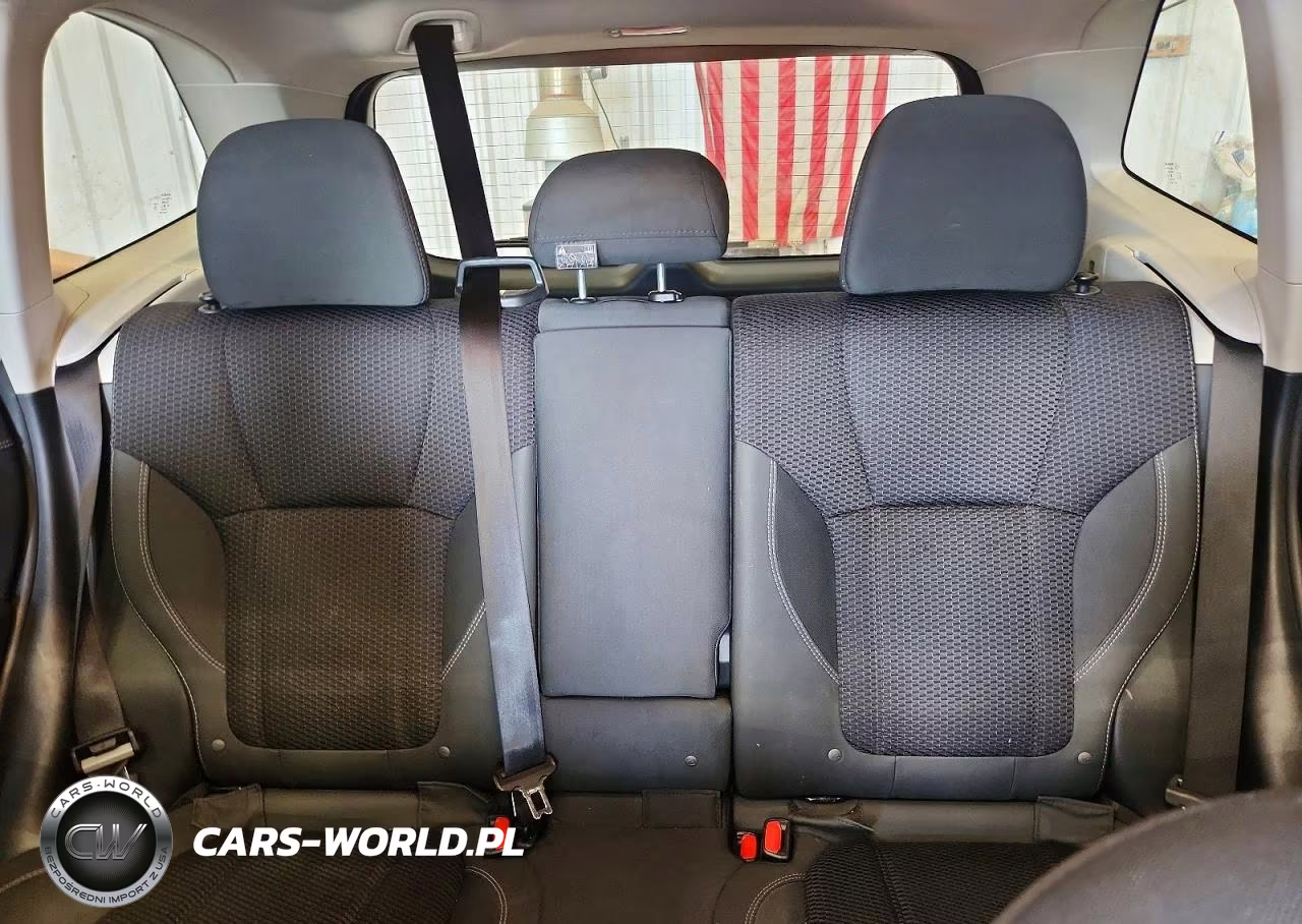 2020 Subaru Forester Premium VIN:JF2SKAGC3LH465520 - 10