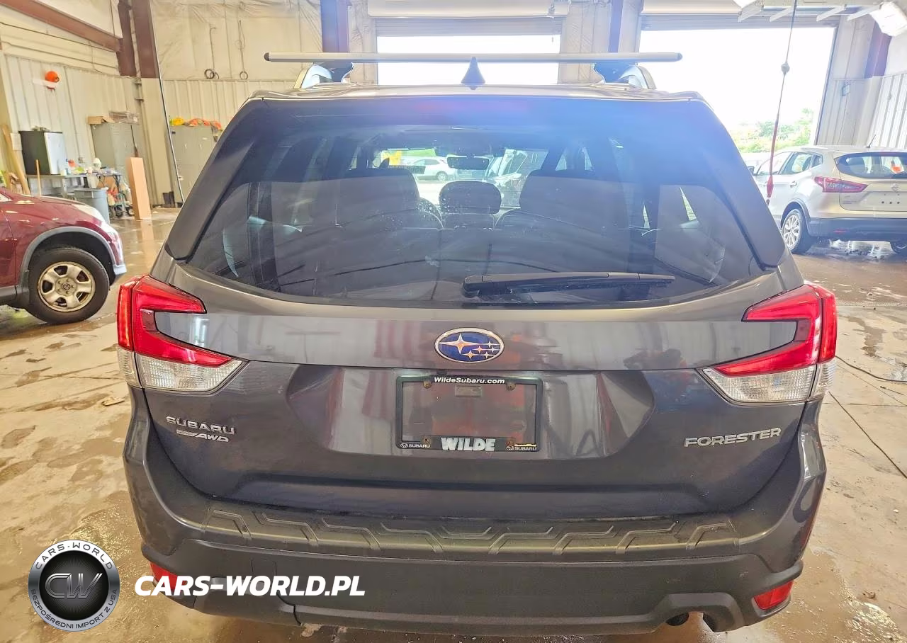 2020 Subaru Forester Premium VIN:JF2SKAGC3LH465520 - 6