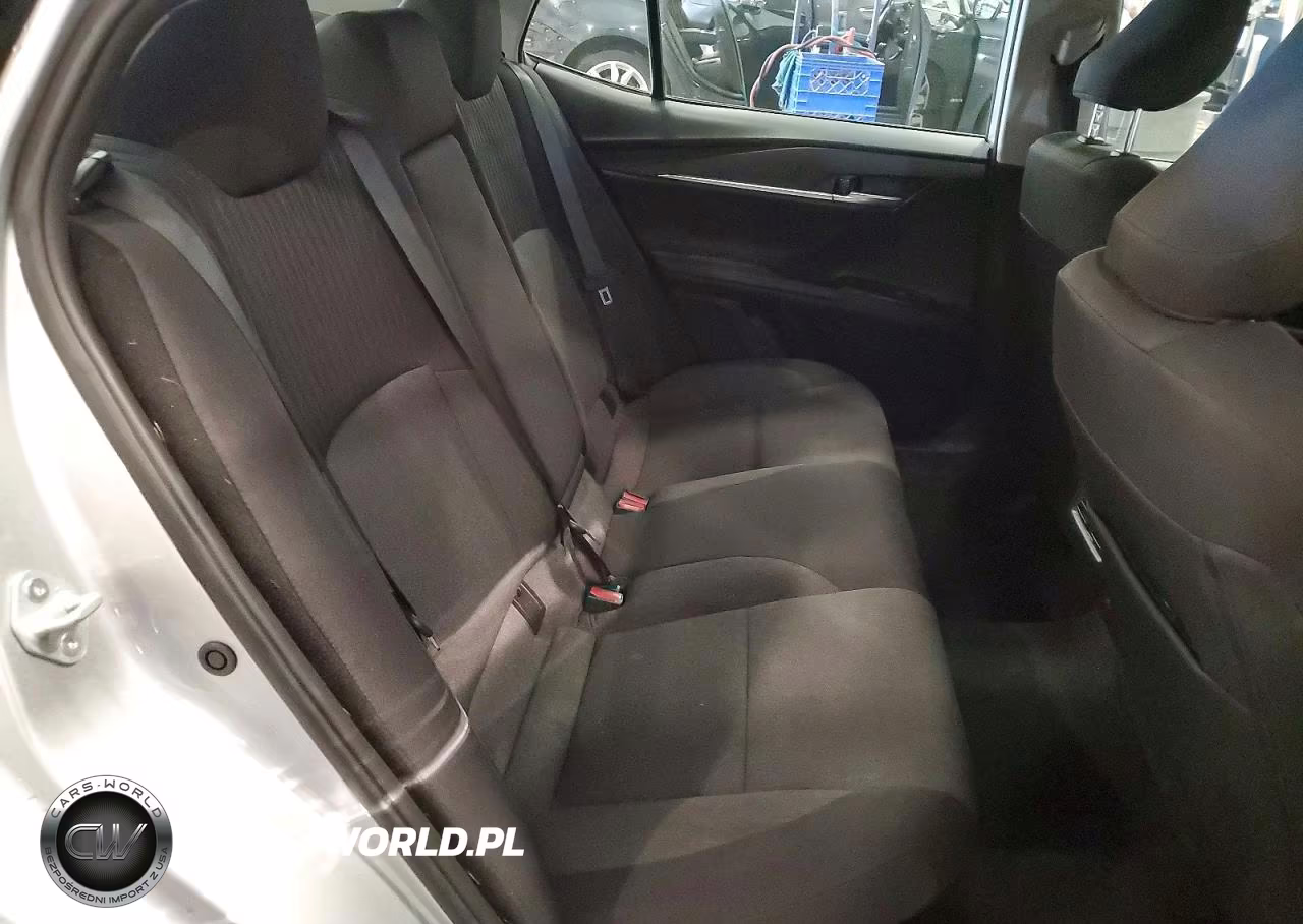2025 Toyota Camry Le VIN:4T1DAACK5SU055245 - 10