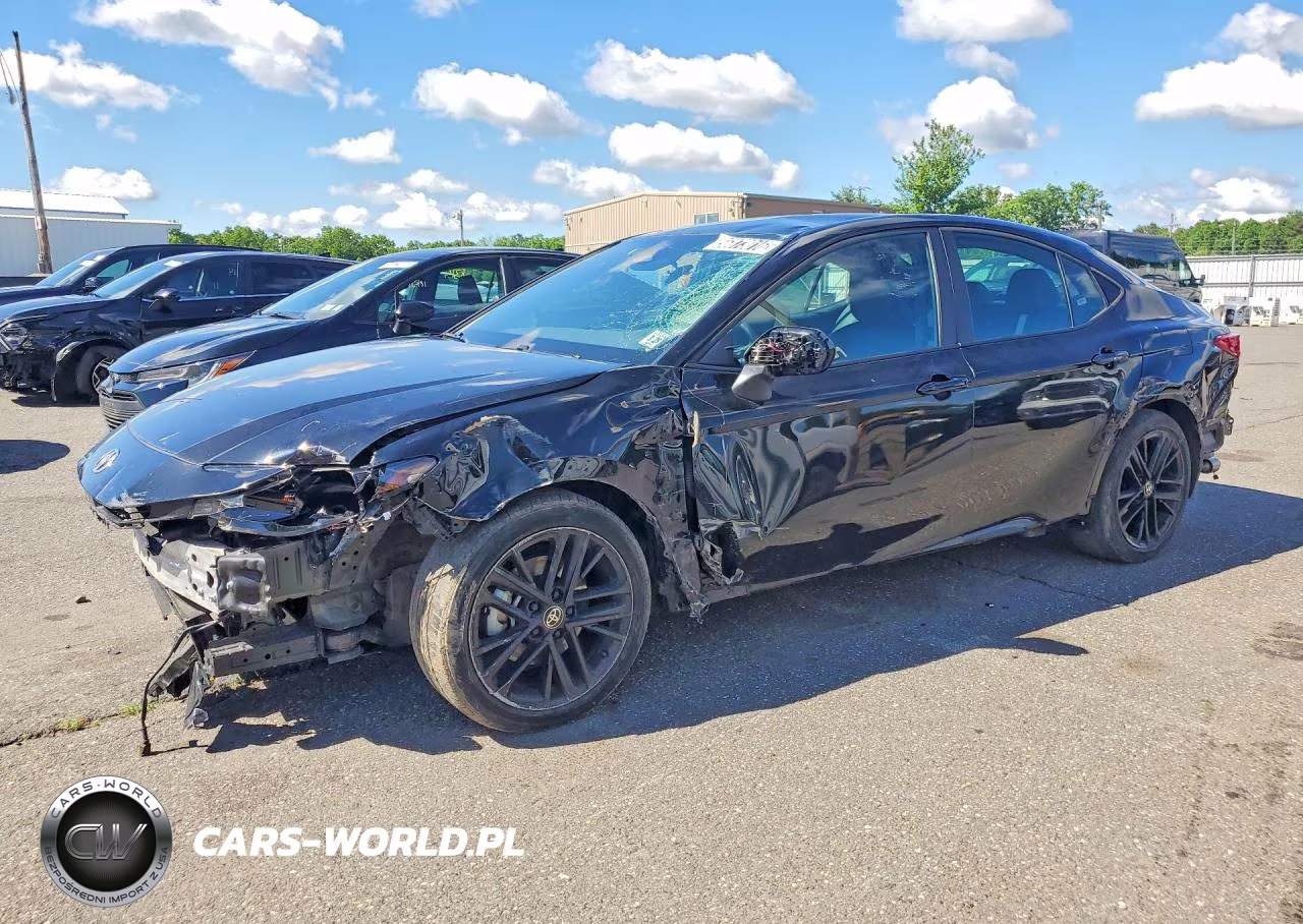 2025 Toyota Camry Se – zdjęcie 1 z 13
