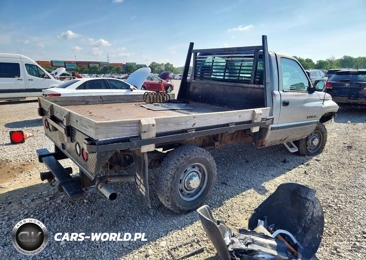 1994 Dodge Ram 2500 VIN:1B7KF26W3RS601032 - 3