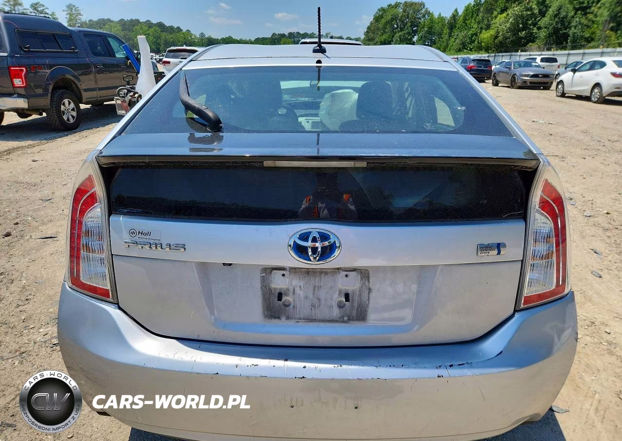 2015 Toyota Prius Three VIN:JTDKN3DU3F0431840 - 6