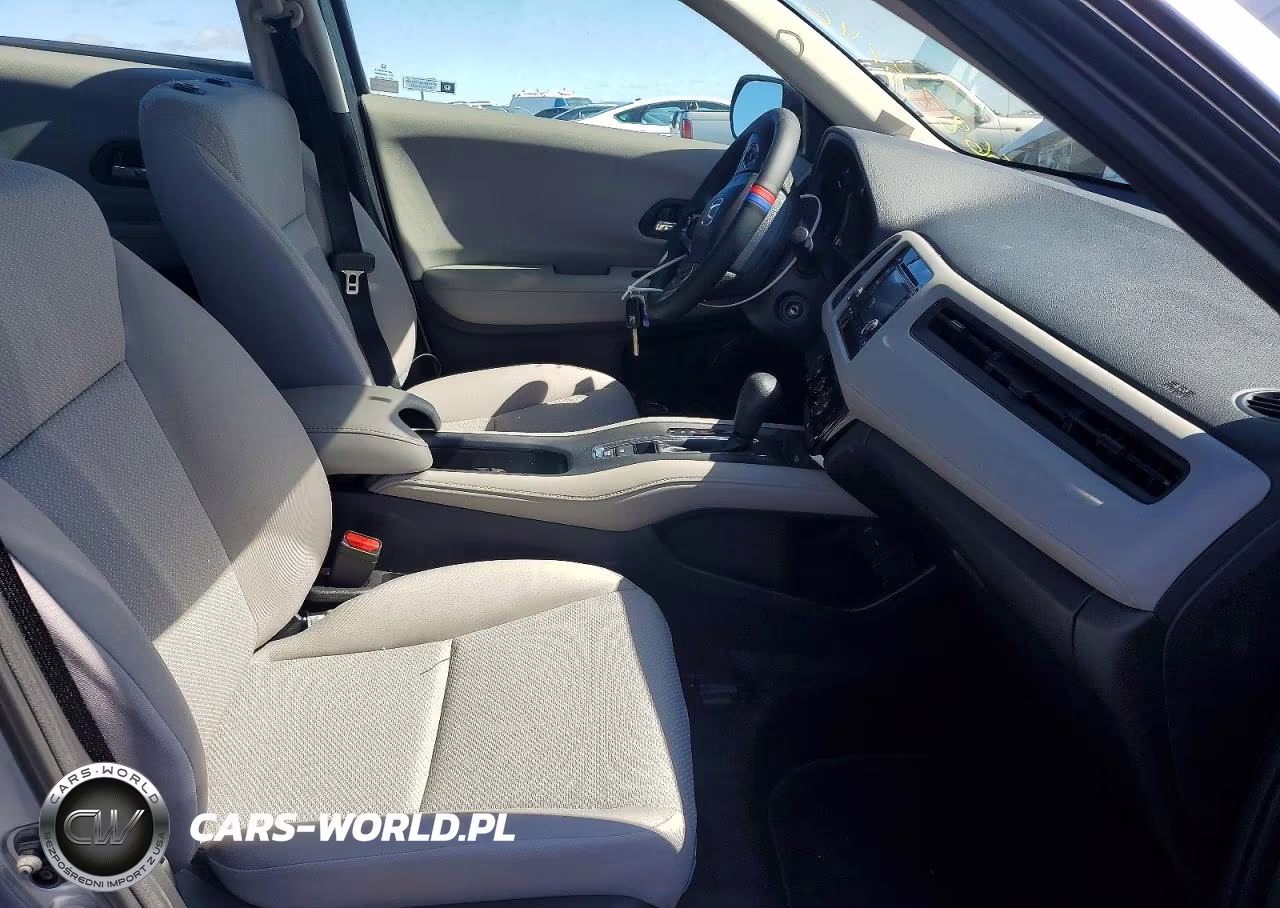 2018 Honda Hr-V Lx VIN:3CZRU6H38JG712650 - 7