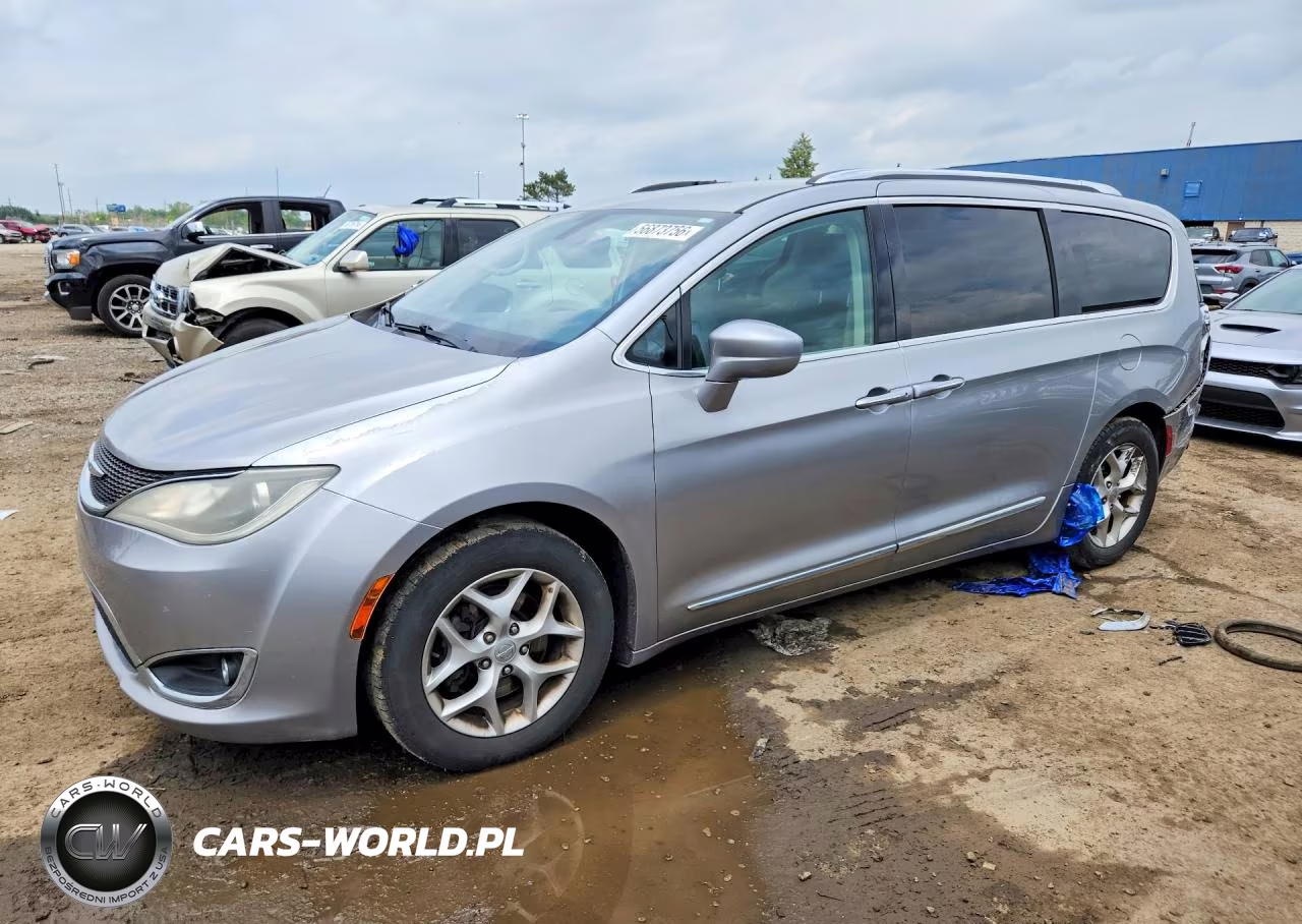 2018 Chrysler Pacifica Touring L