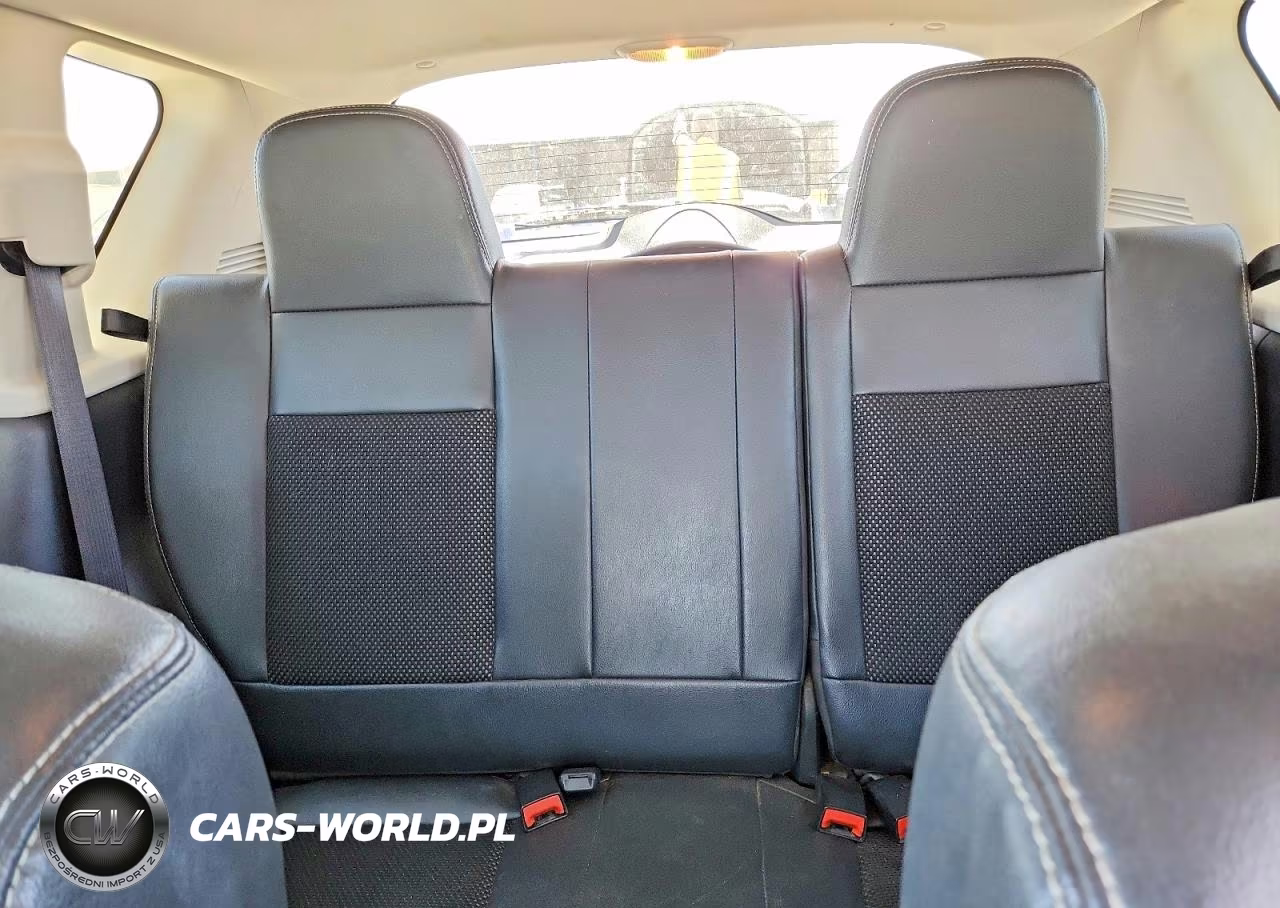 2016 Jeep Compass Latitude VIN:1C4NJDEB7GD733119 - 10
