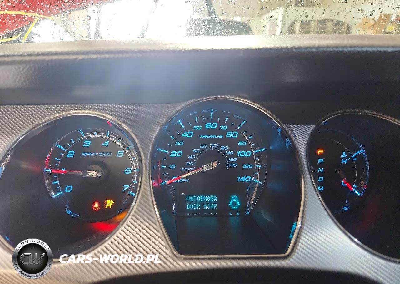 2010 Ford Taurus Sho VIN:1FAHP2KT8AG123643 - 9