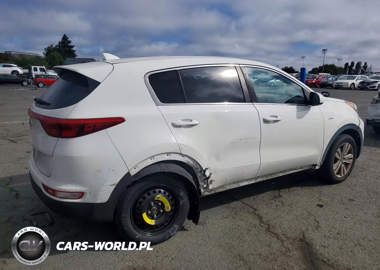 2018 Kia Sportage Lx VIN:KNDPMCAC8J7444474 - 3