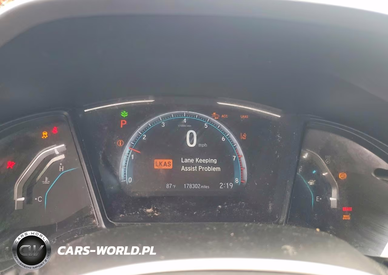2019 Honda Civic Lx VIN:2HGFC2F68KH590425 - 9