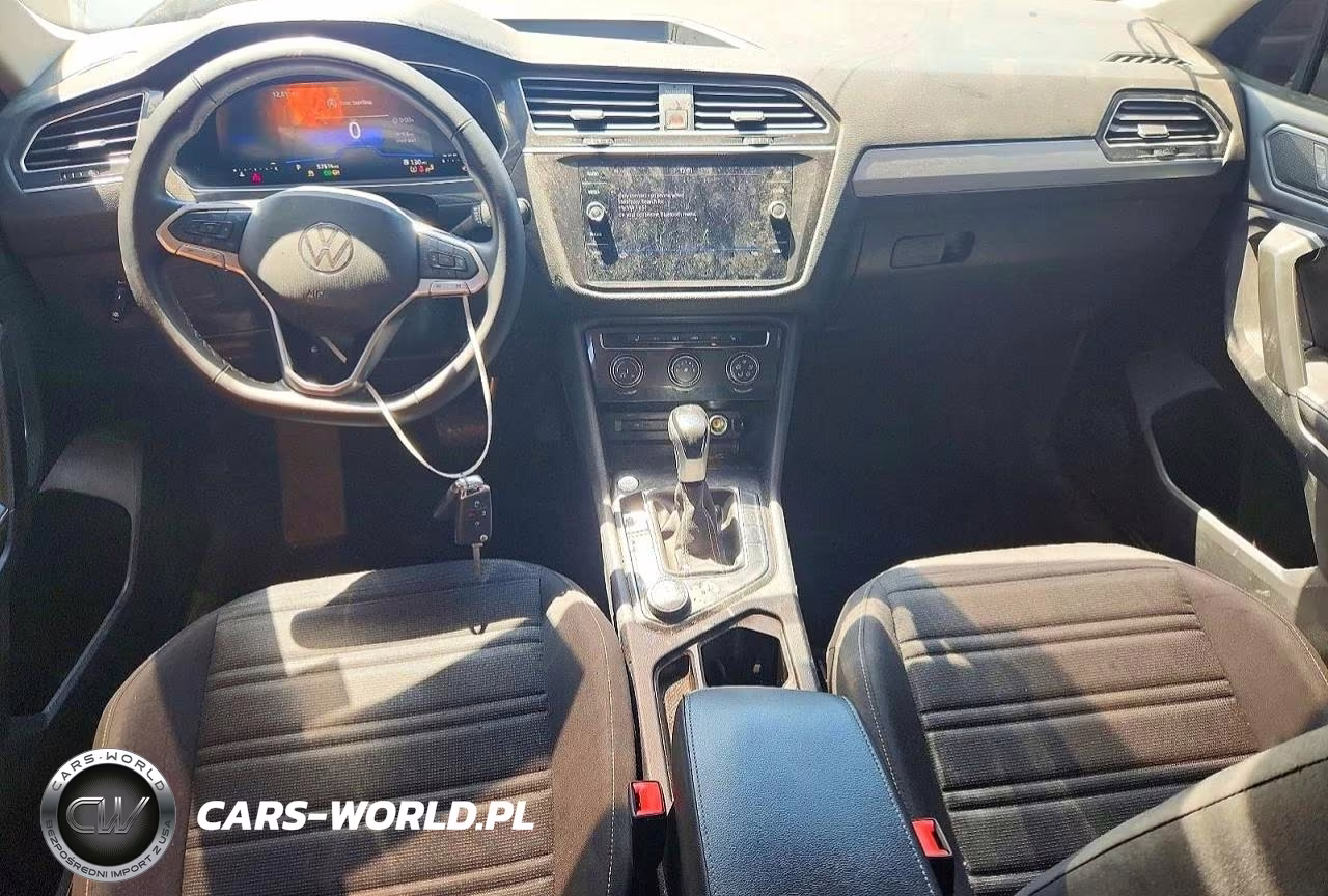 2024 Volkswagen Tiguan S VIN:3VVFB7AX0RM131451 - 8
