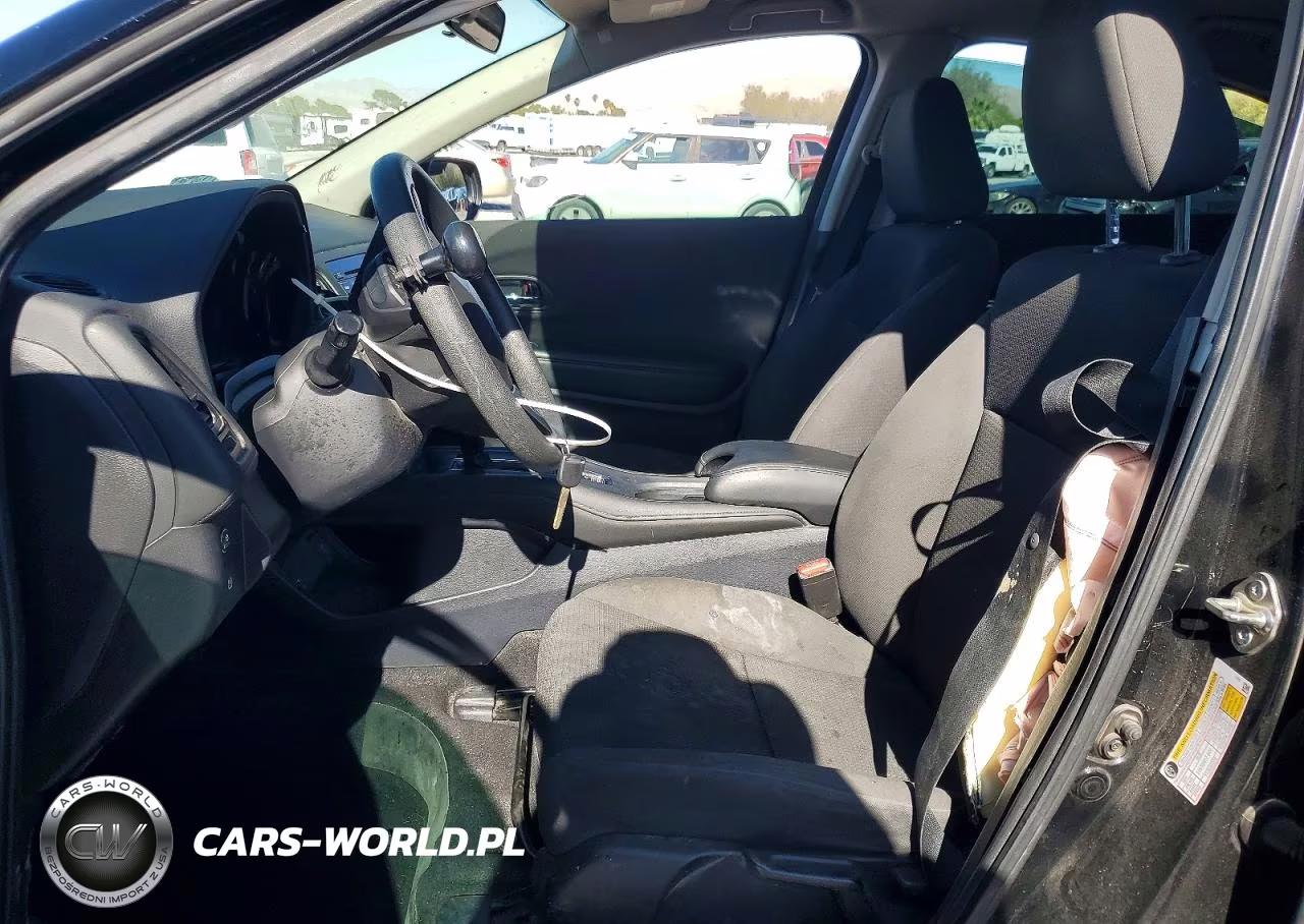 2019 Honda Hr-V Lx VIN:3CZRU5H39KG706528 - 7