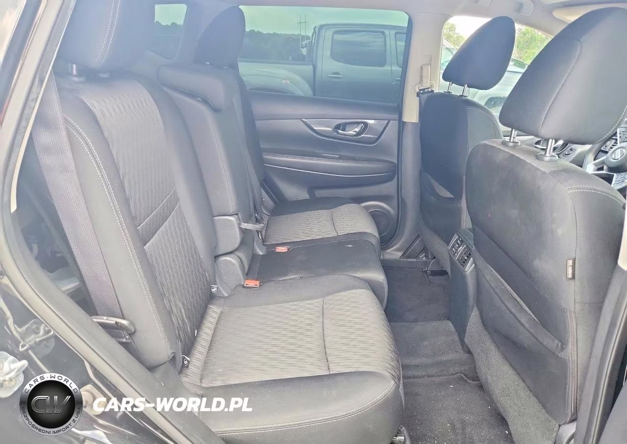2017 Nissan Rogue S VIN:KNMAT2MT5HP523075 - 11