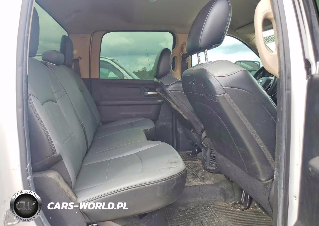 2019 Ram 3500 VIN:3C7WRTCJ3KG606562 - 11
