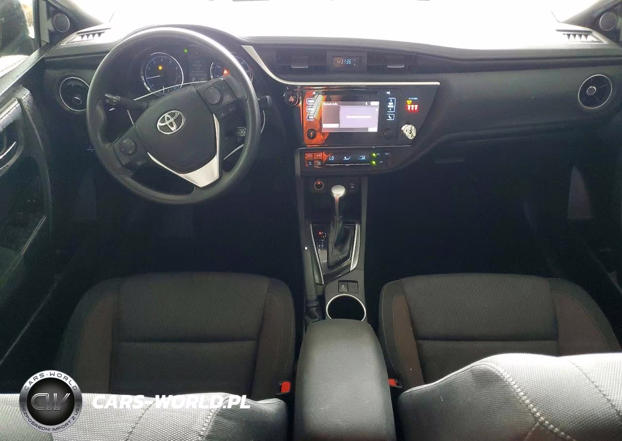 2019 Toyota Corolla Le VIN:5YFBURHE3KP859206 - 8