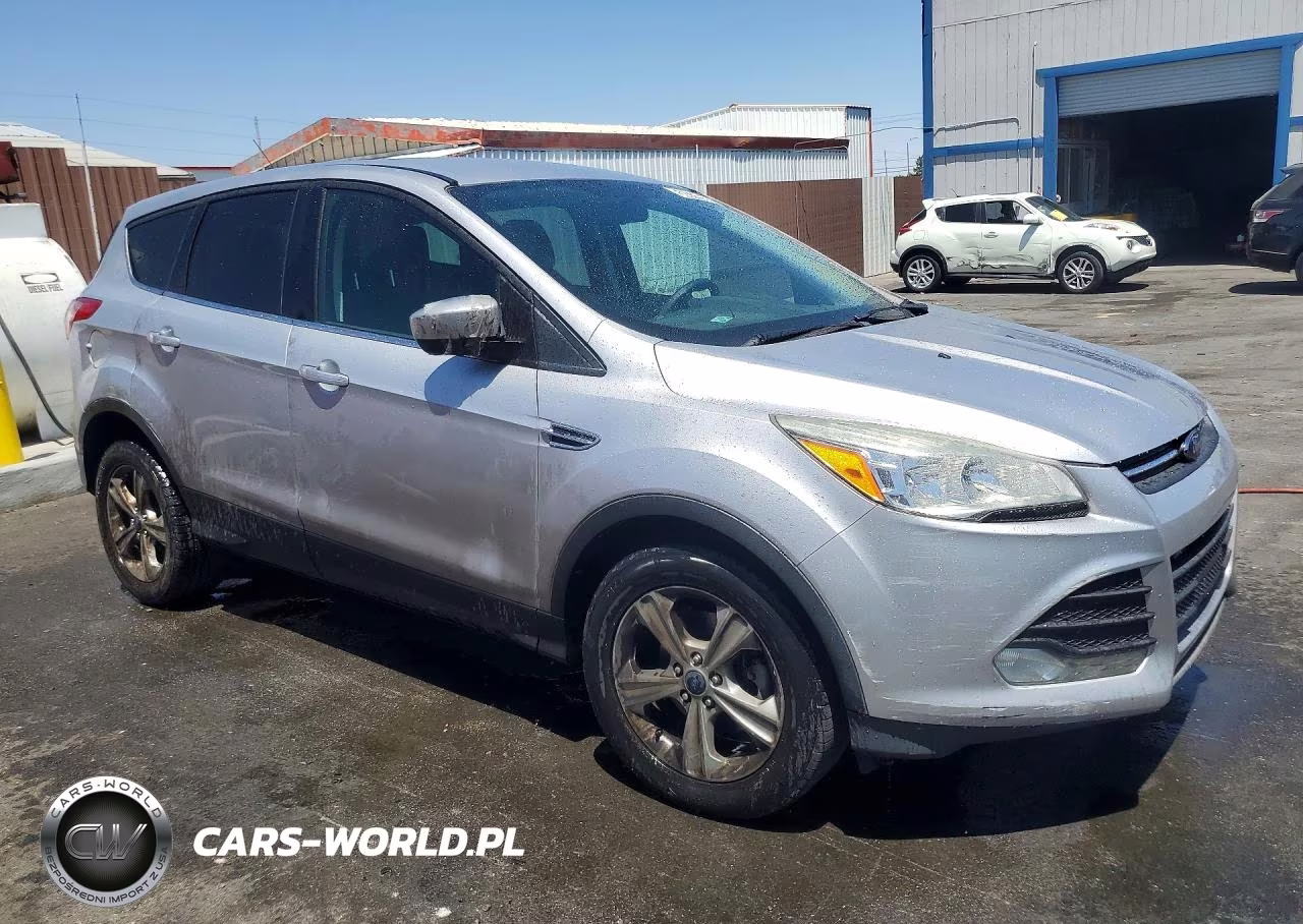 2015 Ford Escape Se VIN:1FMCU0GX2FUB31397 - 4