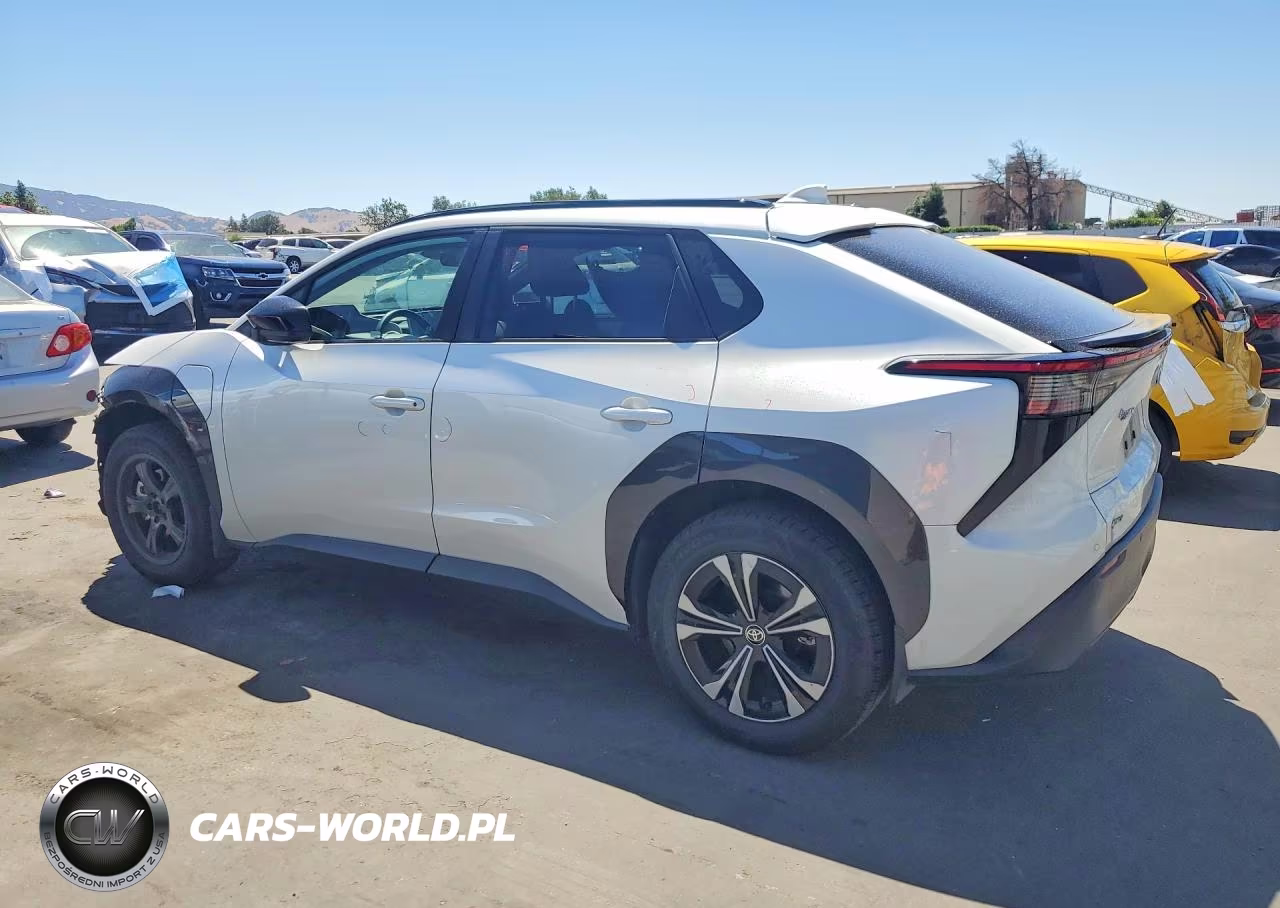 2024 Toyota Bz4X Xle VIN:JTMABACA9RA052209 - 2