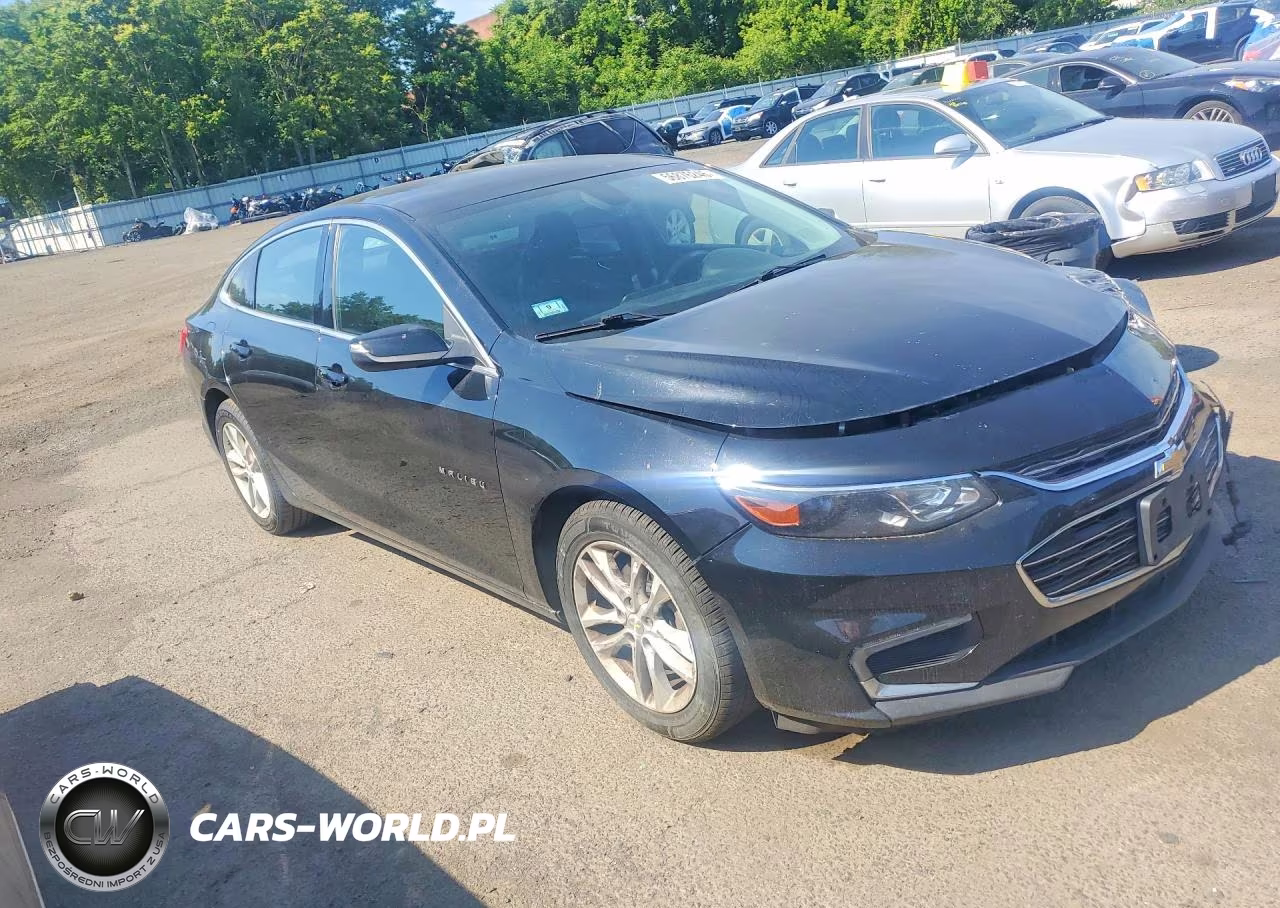 2016 Chevrolet Malibu Lt VIN:1G1ZE5ST5GF169881 - 4