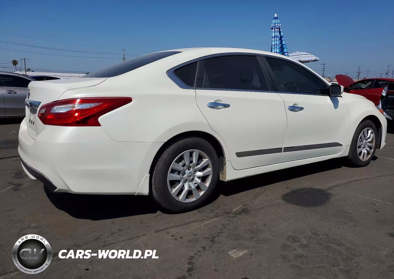 2016 Nissan Altima 2.5 S VIN:1N4AL3AP2GC143653 - 3