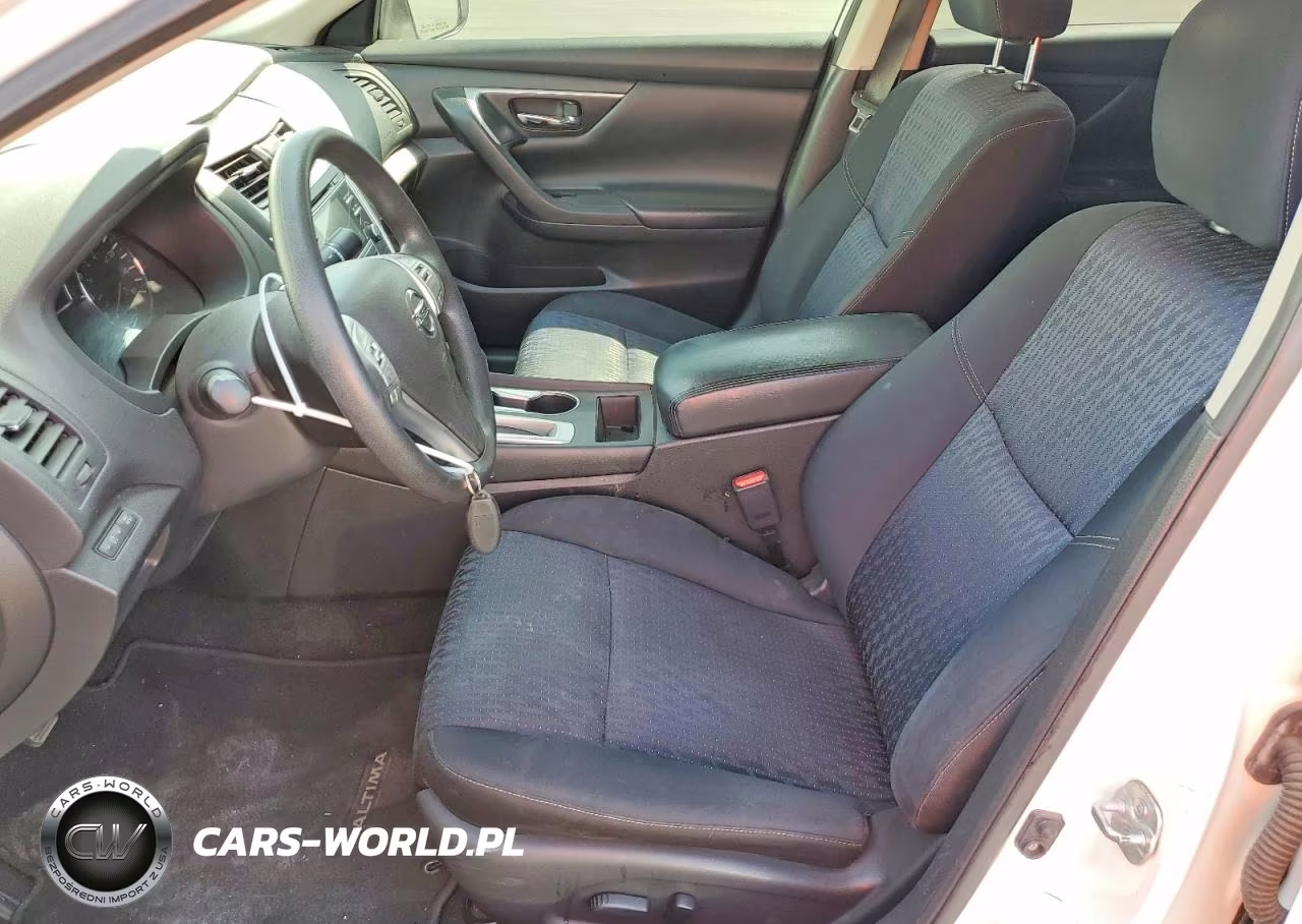 2016 Nissan Altima 2.5 S VIN:1N4AL3AP2GC143653 - 7