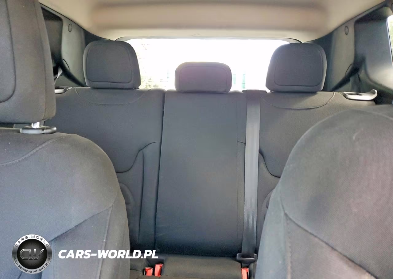 2018 Jeep Renegade Latitude Fwd VIN:ZACCJABB5JPJ30878 - 10