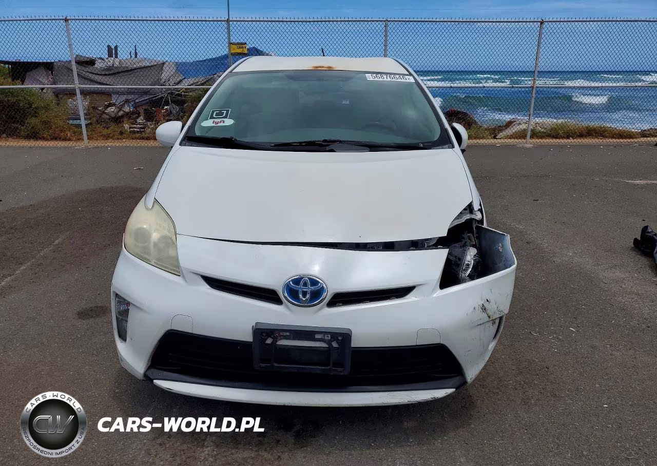 2013 Toyota Prius One VIN:JTDKN3DU9D1707316 - 5