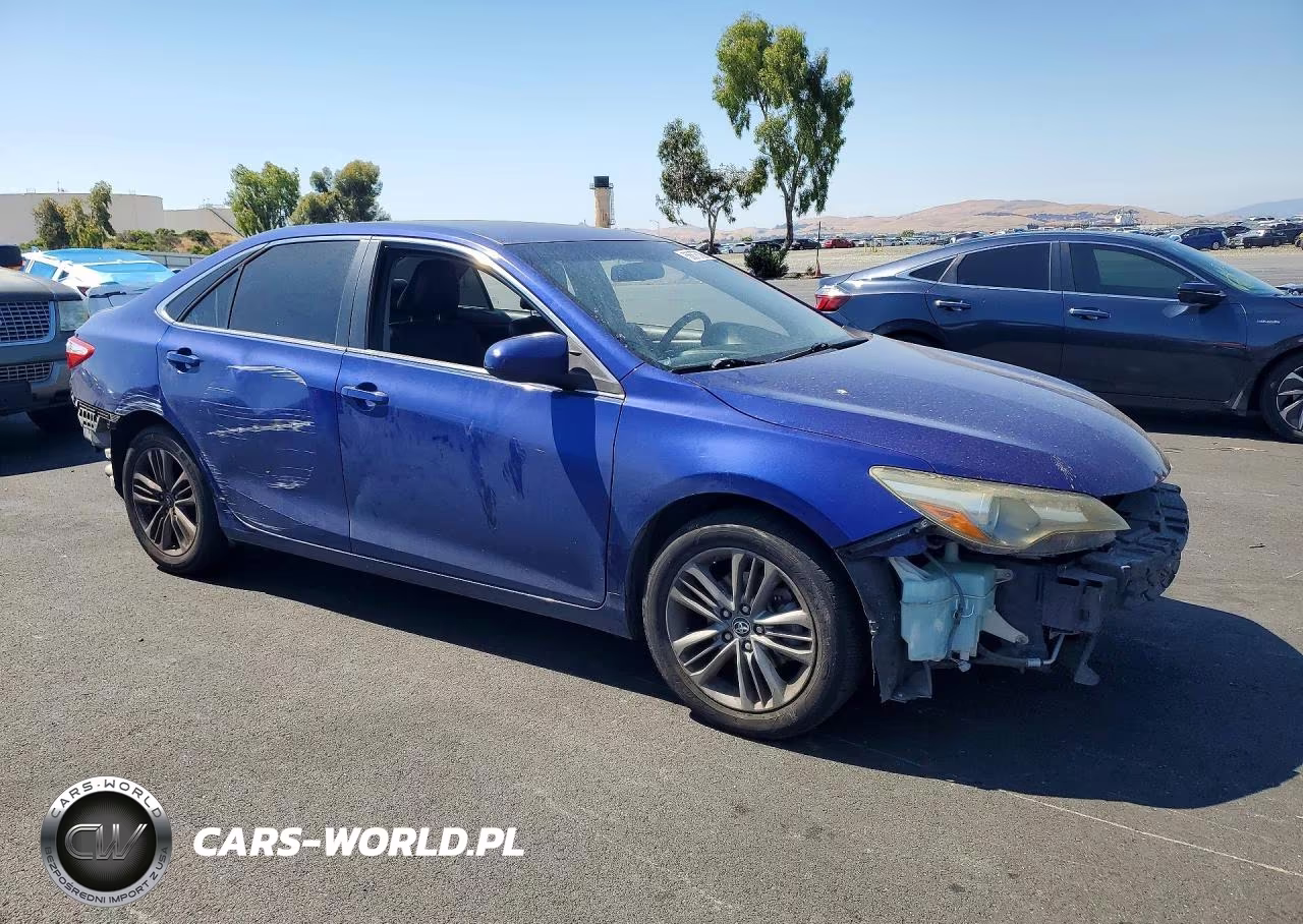 2015 Toyota Camry Se VIN:4T1BF1FK9FU892316 - 4