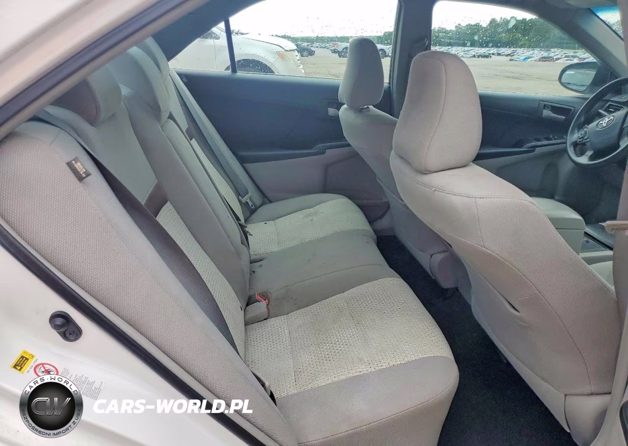2012 Toyota Camry Le VIN:4T1BF1FK7CU524583 - 10