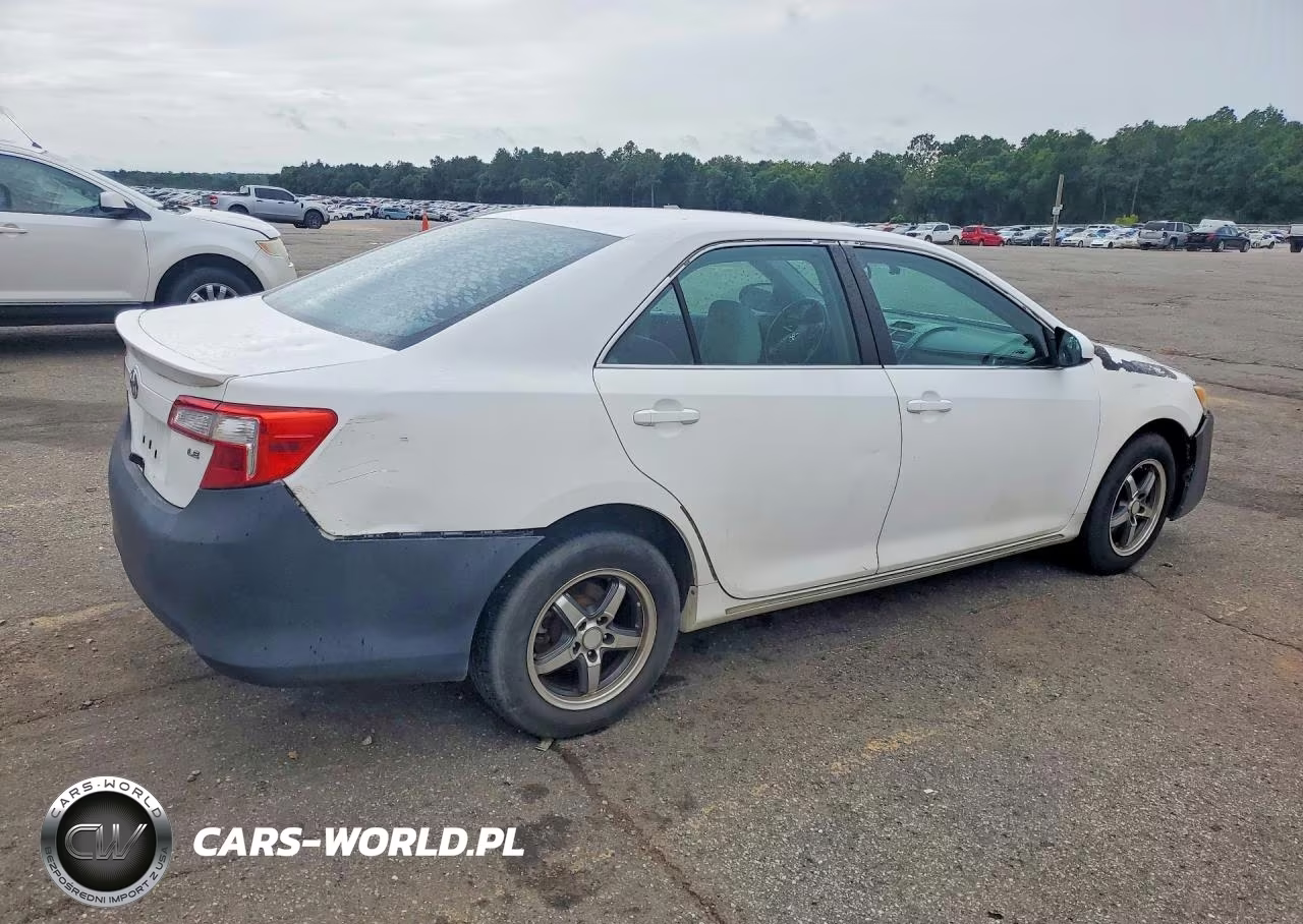 2012 Toyota Camry Le VIN:4T1BF1FK7CU524583 - 3