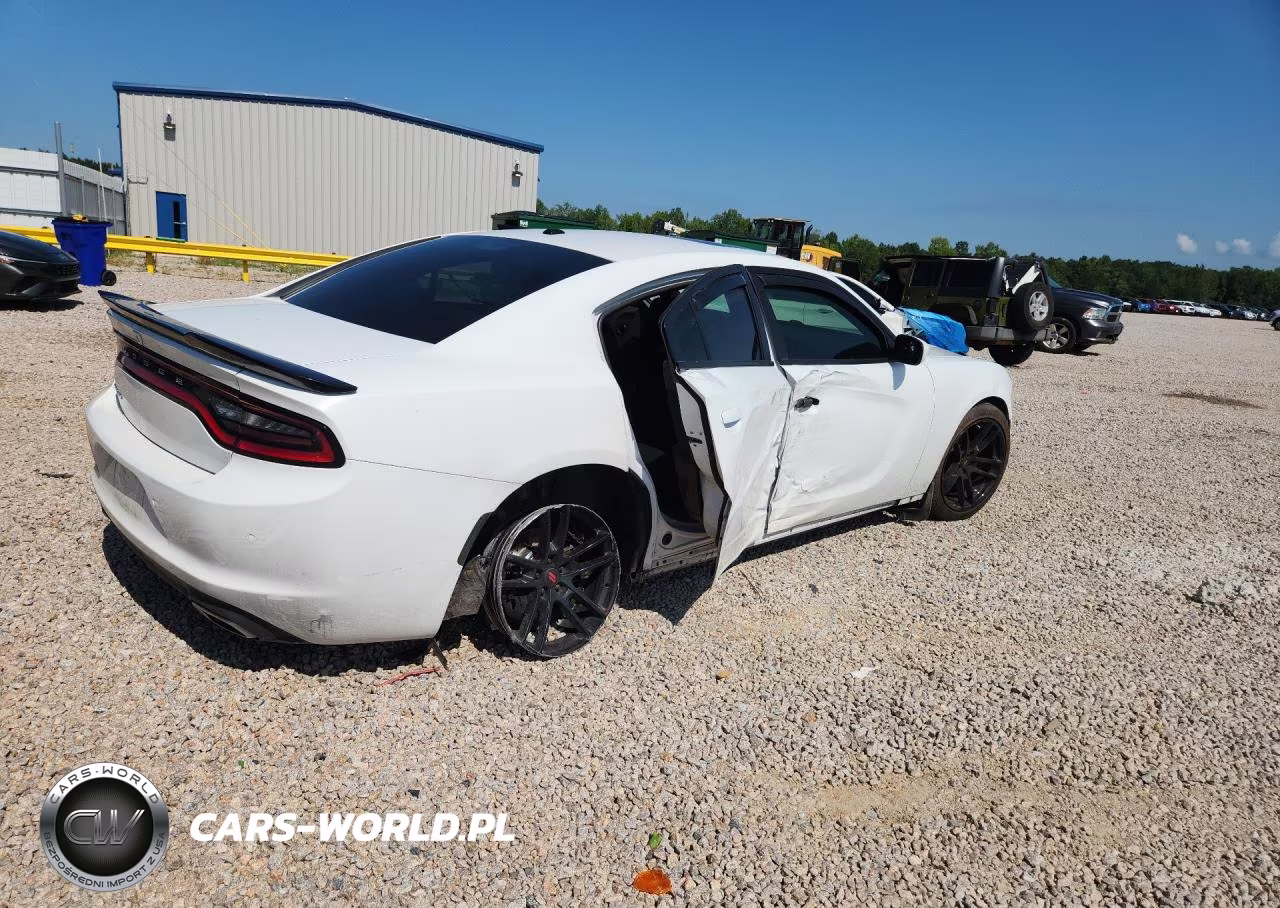 2019 Dodge Charger Sxt VIN:2C3CDXBG5KH721082 - 3